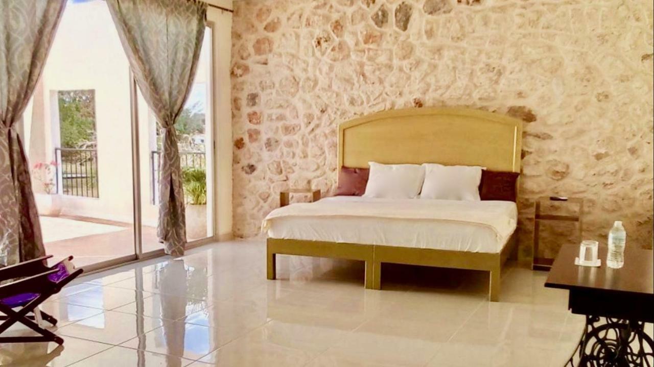 Отель Casa Valentina Boutique Вальядолид Экстерьер фото