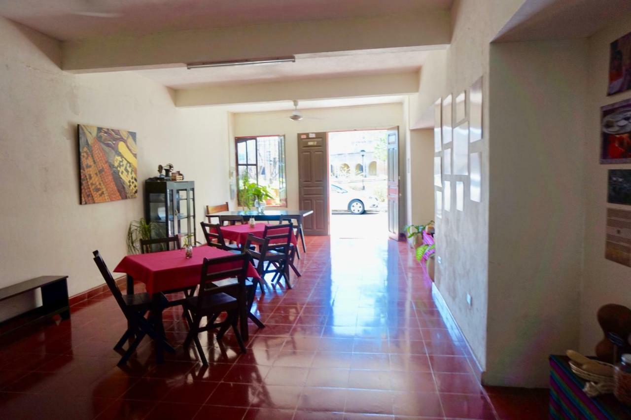 Отель Casa Valentina Boutique Вальядолид Экстерьер фото
